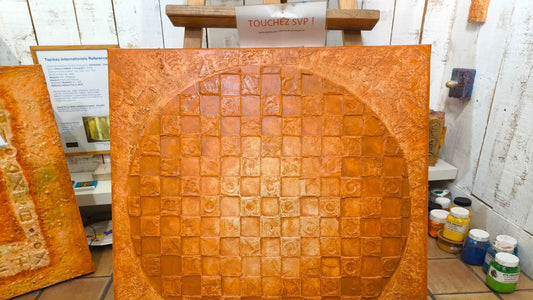 L’univers artistique de Tapiézo, une créativité en relief