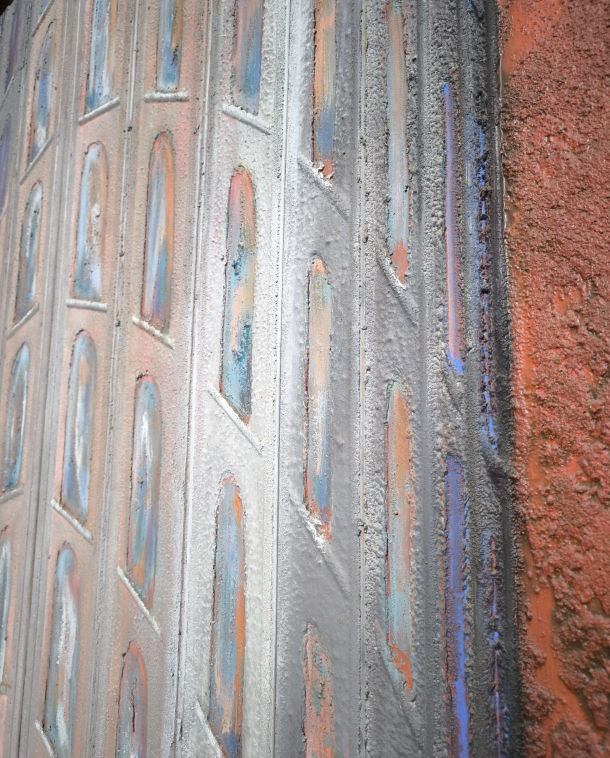 Torre de Babel – Las Puertas de la Tranquilidad – Arquitectura sin Principio y sin Fin Ocre