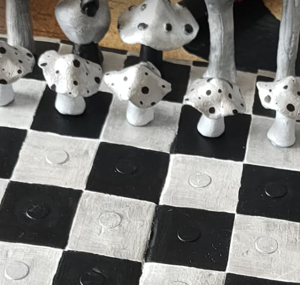 JEU ÉCHEC - UNIQUE - FAIT MAIN