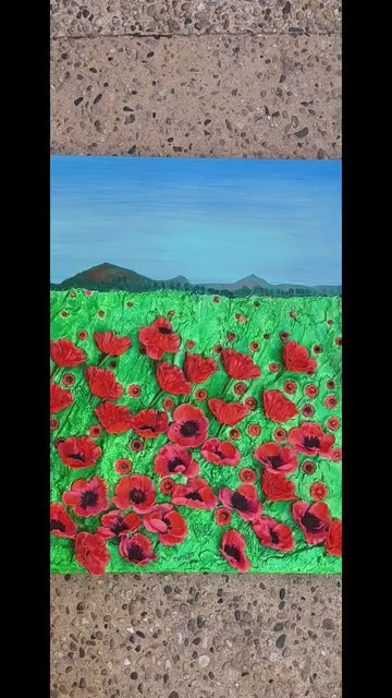 Une œuvre vibrante, intense, en quête d'harmonie. Coquelicots en relief 3d. Mise en scène dans la technique de peinture au sable. François Tapiézo s'inscrit dans une démarche d'art contemporain novateur en Provence. Les pigments, une matière naturelle, noble et vivante, dialogue avec une mise en scène imaginative et toujours joyeuse.