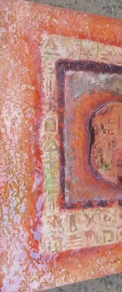 Texture d’art contemporain en matières 3D. Carte électronique de l'AIRBUS A380 et signes universels sculptés dans une texture de sables et pigments ocrés de Roussillon en Provence par François Tapiézo. Finition résine brillante.
